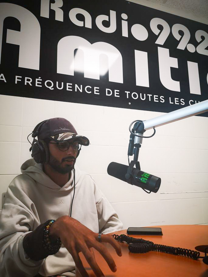 Prises de parole et médias – interviews, podcasts, TV